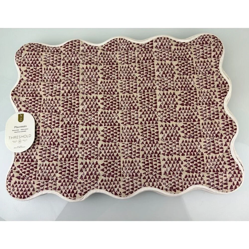 Threshold Reversible Fabric Placemats Scalloped Edge Green Maroon Set 6 NWT